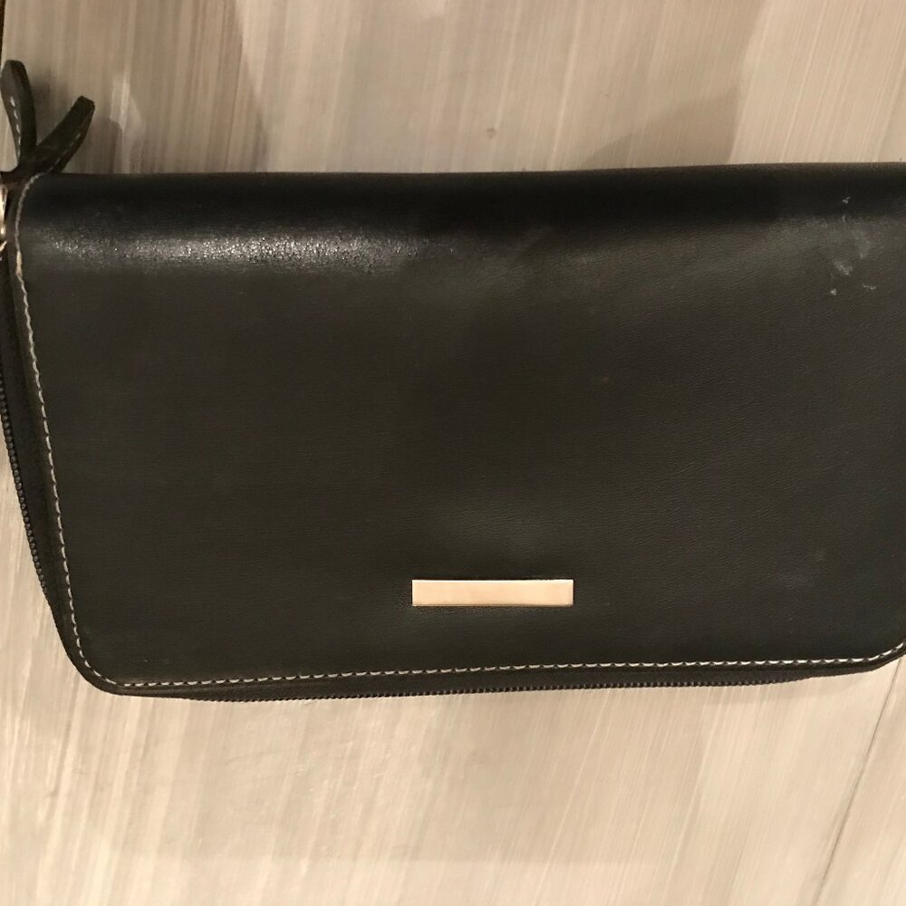 Ladies Black Wallet $5.00 AS AN ADD ON